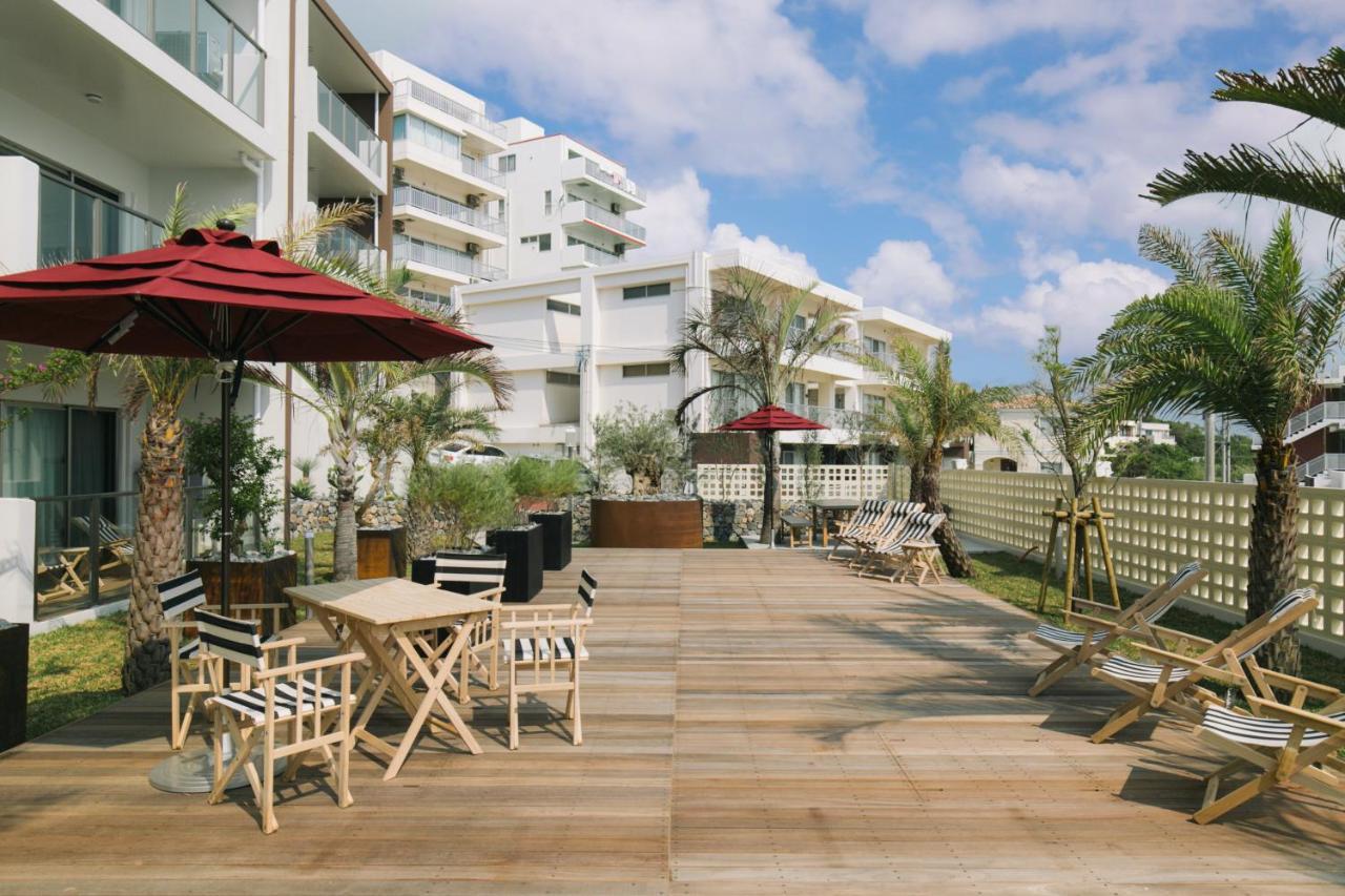 Hideout Okinawa Uruma Exterior foto